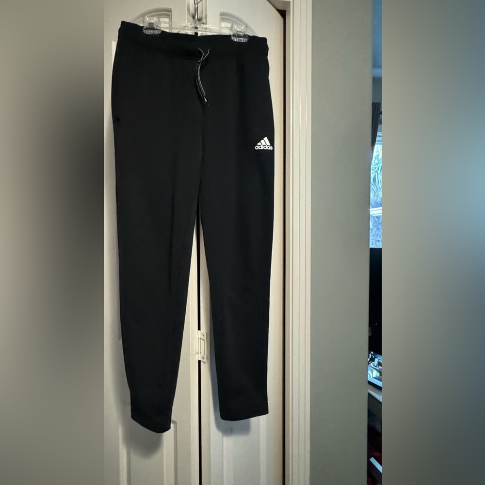 Adidas sweatpants